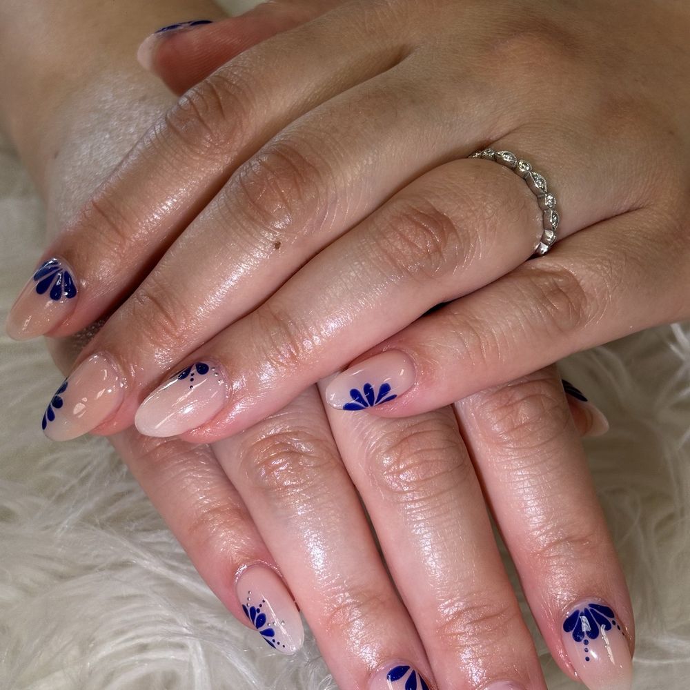 Hollywood Nails - Nail Technicians Near Me - Fairfax, Virginia Hollywood Nails - Nail Technicians Near Me - Fairfax, Virginia