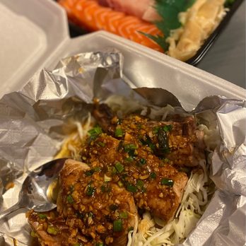 Kyung's Seafood - Garlic ahi belly & $30 sashimi - Seafood Near Me - Honolulu, Hawaii