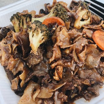 Thai Spice - Pad See-ewe - Thai Near Me - Irvine, California Thai Spice - Pad See-ewe - Thai Near Me - Irvine, California