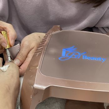 De Anza Nails - Matching glitter toes - Nail Salons Near Me - Cupertino, California De Anza Nails - Matching glitter toes - Nail Salons Near Me - Cupertino, California