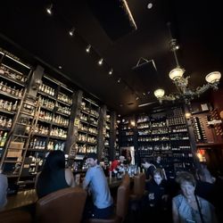 MacMillan Whisky Room - Bar area