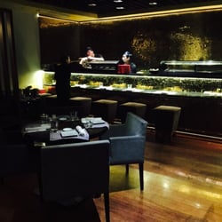 Fuku - Vista de la cocina dentro del salón