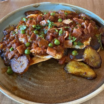 La Linda - Huevos motuleños - New Mexican Cuisine Near Me - San Francisco, California La Linda - Huevos motuleños - New Mexican Cuisine Near Me - San Francisco, California