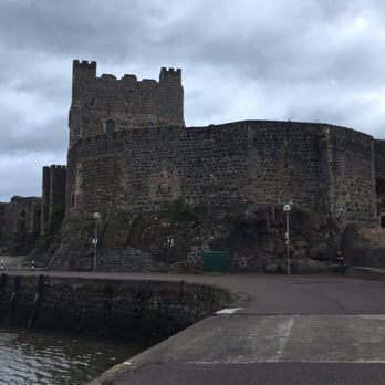 Carrickfergus Castle - Landmarks & Historical Buildings Near Me - Carrickfergus, CKF