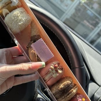 Home Macaron Bakery - Macarons - Desserts Near Me - Vancouver, Washington Home Macaron Bakery - Macarons - Desserts Near Me - Vancouver, Washington