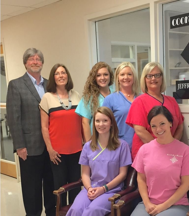 COOK EYE CENTER 2024 15th St, Meridian, Mississippi Optometrists