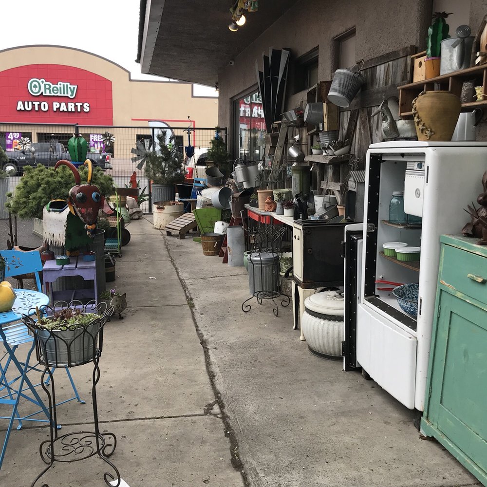 Home Beautiful Oregon - Part of outside. - Used, Vintage & Consignment Near Me - Prineville, Oregon Home Beautiful Oregon - Part of outside. - Used, Vintage & Consignment Near Me - Prineville, Oregon