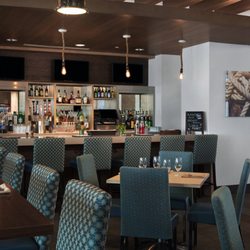 1800 Bistro & Bar