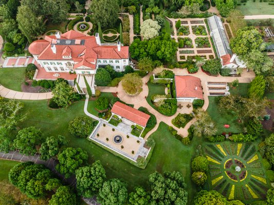 Hills & Dales Estate by null