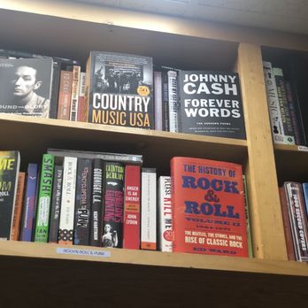 Lemuria Book Store - No space is wasted! - Bookstores Near Me - Jackson, Mississippi