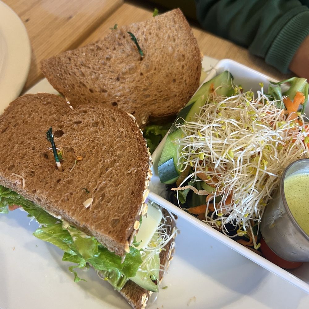 California Delight Sandwich California Delight Sandwich