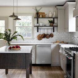 Winsome Interior Design - Greenspring Cottage