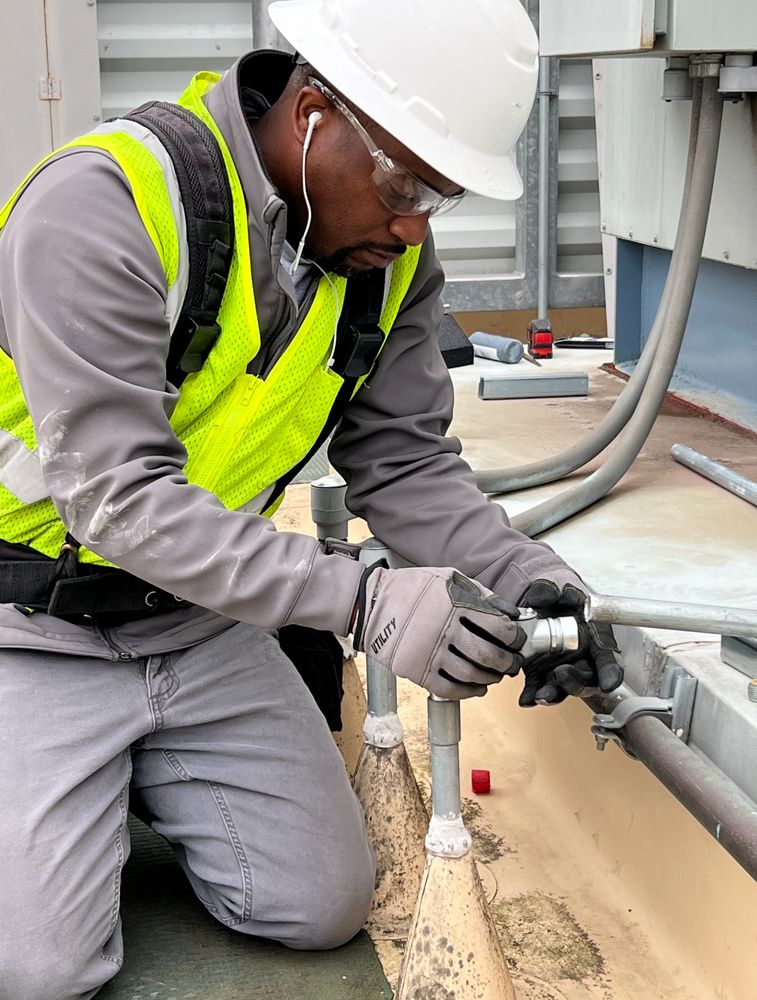Slide of Electricians On A Mission