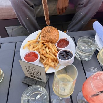 Spire 73 - Spire burger - Cocktail Bars Near Me - Los Angeles, California
