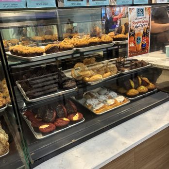 8th & Roast Coffee - Pastry case - Coffee & Tea Near Me - Nashville, Tennessee