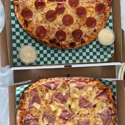 Gravity Pizza Cafe & Starbucks - Large Pepperoni and large Hawaiian