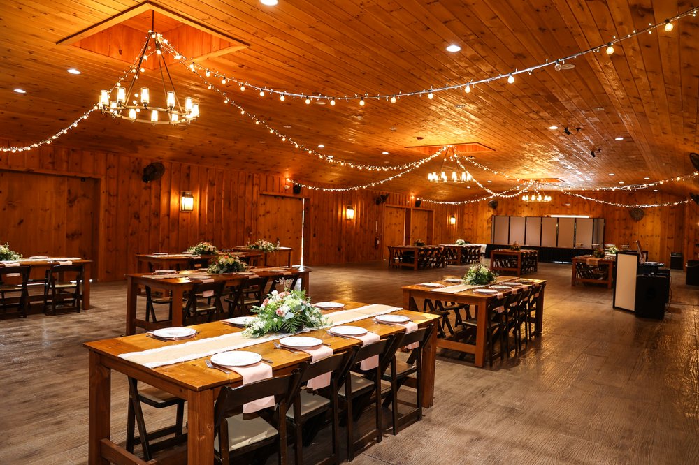 BROOK HOLLOW WINERY Updated March 2025 233 Photos & 125 Reviews