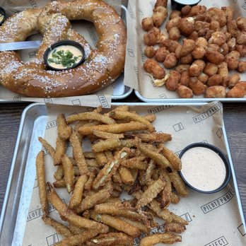 Pilot Project Brewing - Milwaukee - Brewpubs Near Me - Milwaukee, Wisconsin
