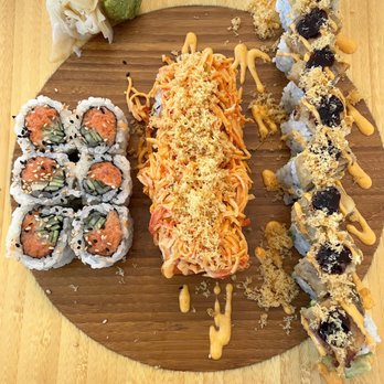 Kusshi - Spicy Tuna, Fire Cracker, and Tiger Rolls - Sushi Bars Near Me - Arlington, Virginia Kusshi - Spicy Tuna, Fire Cracker, and Tiger Rolls - Sushi Bars Near Me - Arlington, Virginia
