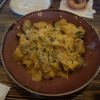 Bosscat Kitchen & Libations - Chicken sausage pasta ($23) - New American Near Me - Irvine, California Bosscat Kitchen & Libations - Chicken sausage pasta ($23) - New American Near Me - Irvine, California