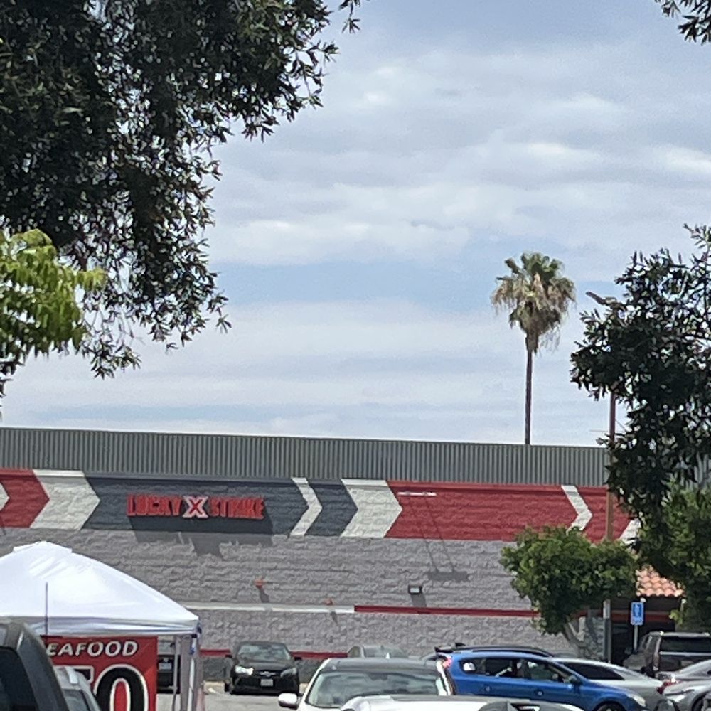 Lucky Strike Fontana - Venues & Event Spaces Near Me - Fontana, California Lucky Strike Fontana - Venues & Event Spaces Near Me - Fontana, California