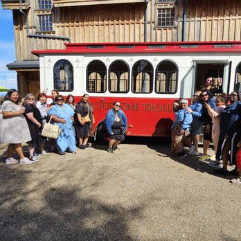Lodi Wine Trolley - Wine Tours Near Me