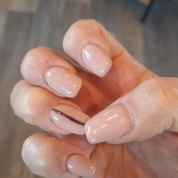 Lt Nails - Nails - due to lighting can't see the difference in the colors.