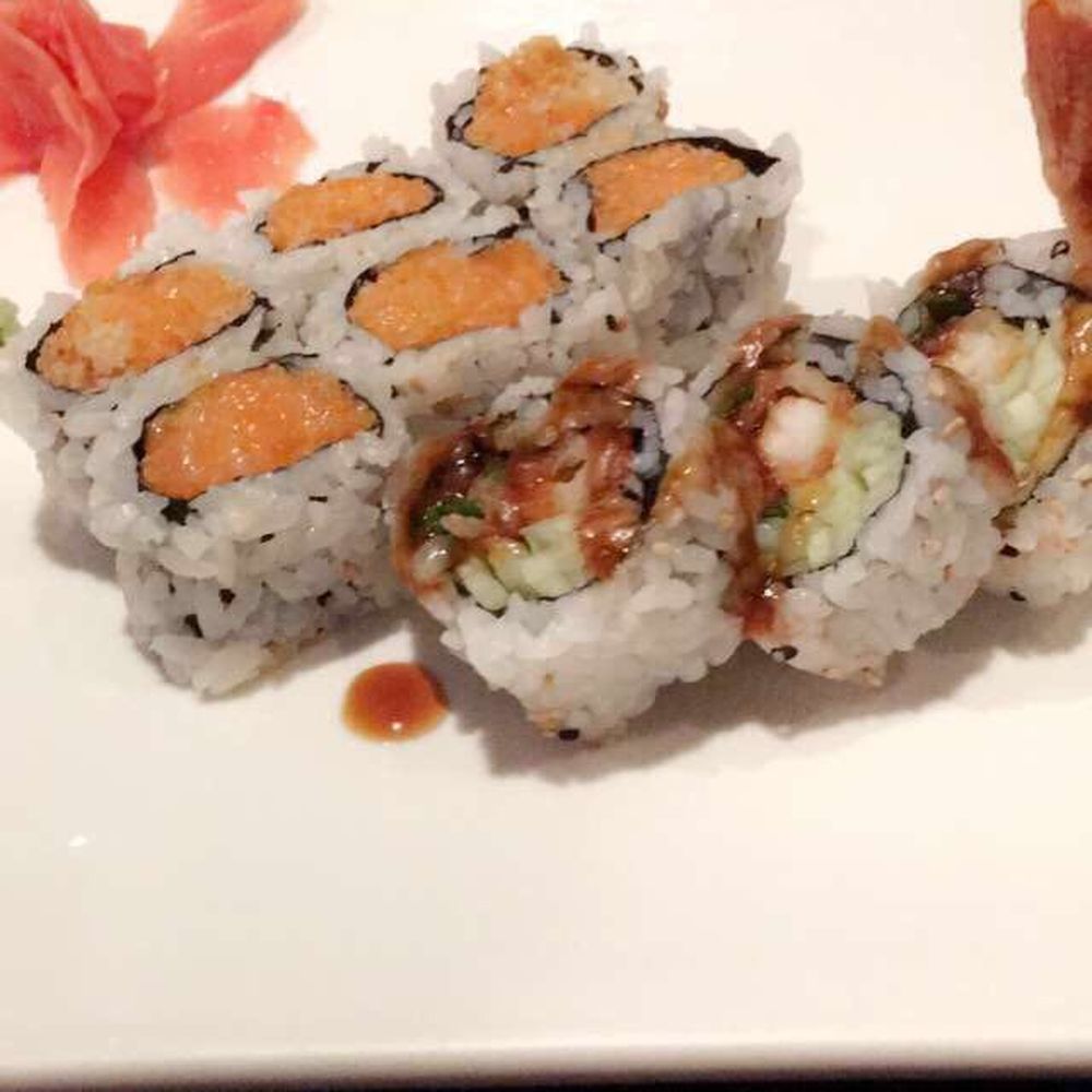 Sushi Sumo - Spicy salmon and shrimp tempura - Japanese Near Me - Newark, Delaware
