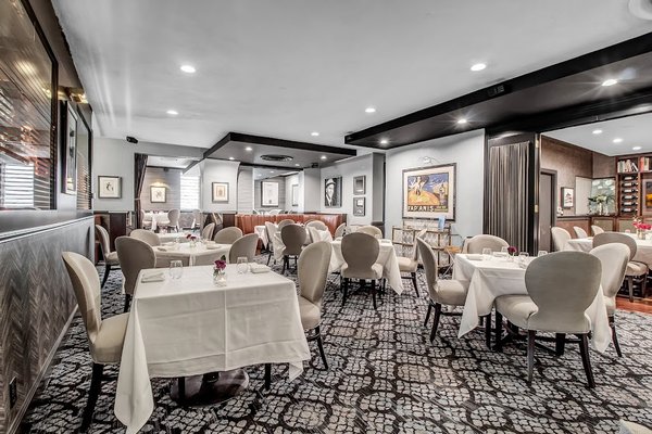 Oliver's Restaurant by null
