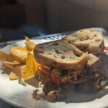 Spring Cafe - Tempeh reuben - Juice Bars & Smoothies Near Me - Aspen, Colorado