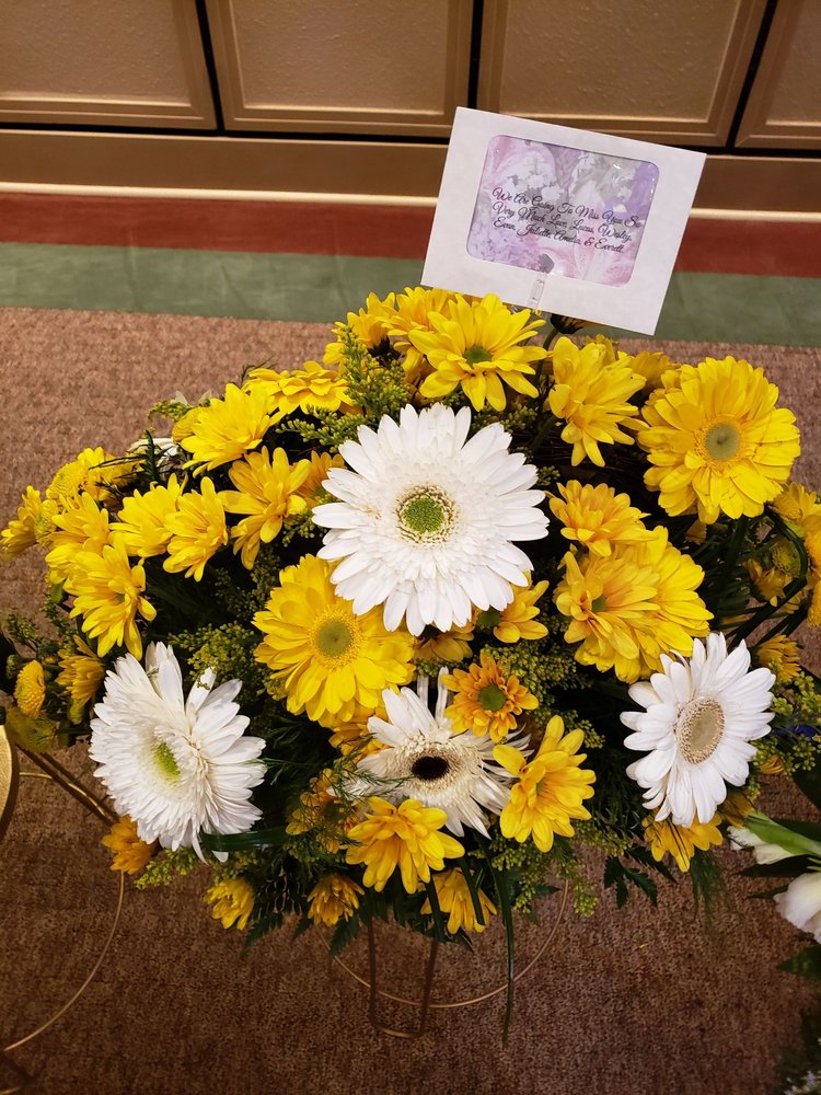 KAREN’S HOUSE OF FLOWERS AND CUSTOM CREATIONS Updated July 2024 61