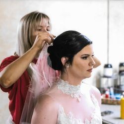Madison England - The Salons at the Greene - Madison adding my veil