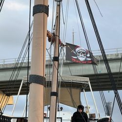 Black Raven Pirate Ship
