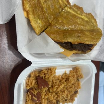 DeBorincuba - Puerto Rican Near Me - Chicago, Illinois