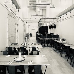 Nosh Restaurant & Bar