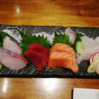 Kiu Japanese Restaurant - Sashimi Platter - 9 pcs. They gave us 10 pcs - Japanese Near Me - Markham, Ontario