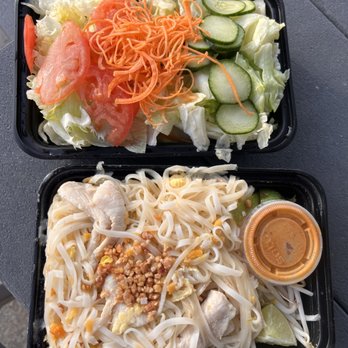 Asia Restaurant - Mixed green salad and Chicken pad thai - Chinese Near Me - Mashpee, Massachusetts