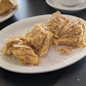 Garni Bakery - a plate of food on a table - Bakeries Near Me - Richmond Hill, Ontario