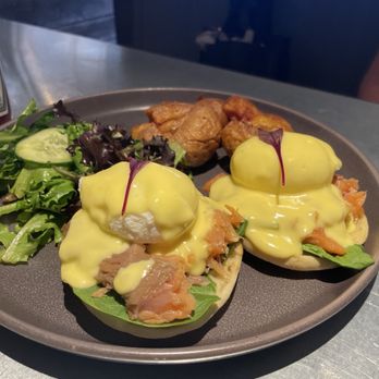 Abejas - Smoked Salmon Benedict - New American Near Me - Golden, Colorado