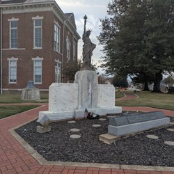 Paragould War Memorial - Paragould War Memorial