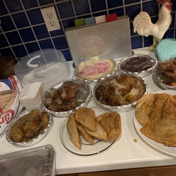 188 Bakery Cuchifritos - Stuffed plátanos, yucca red onions, blood sausage, baked chicken, beef empanadas, chicken/beef empanadas, pork meat crunchy skin, casabe - Bakeries Near Me - Bronx, New York