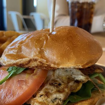 Morty's Cafe - Syracuse - Sunny Side Burger - Burgers Near Me - Syracuse, Utah