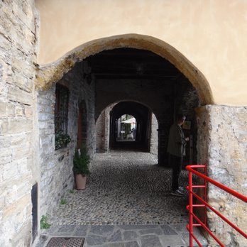 Comune di Varenna - Lakeside Promenade - Varenna, Lake Como, Italy. - Varenna, SO