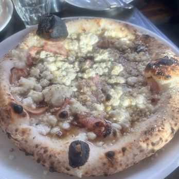 Ronan - Pizza Near Me - Los Angeles, California Ronan - Pizza Near Me - Los Angeles, California