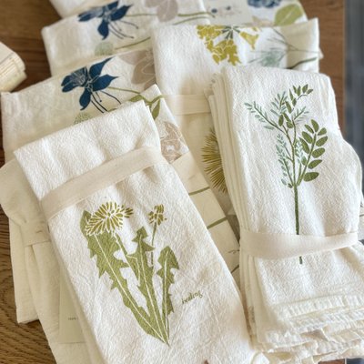 The Give Store by null