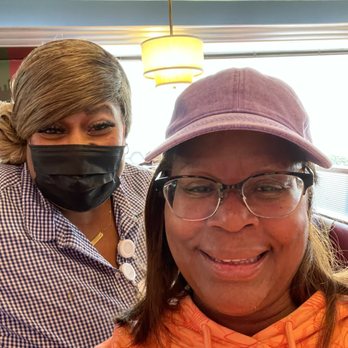 Silver Diner - Ms Joy in the back. - Diners Near Me - Springfield, Virginia
