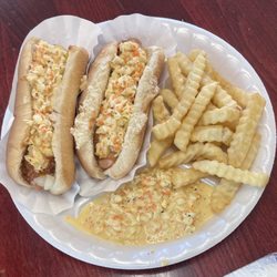 Blackmon's Little Midget Family Drive In - Sink dogs