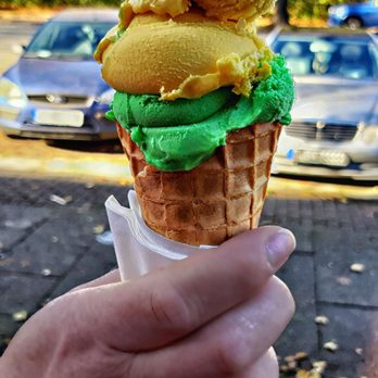 Eis-Hille - Hille Eis (12/2022) - Ice Cream & Frozen Yogurt Near Me - Hamburg, HH Eis-Hille - Hille Eis (12/2022) - Ice Cream & Frozen Yogurt Near Me - Hamburg, HH