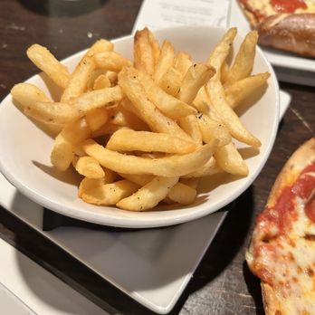 Oak Barrel Public House - Fries - Whiskey Bars Near Me - Milwaukee, Wisconsin Oak Barrel Public House - Fries - Whiskey Bars Near Me - Milwaukee, Wisconsin