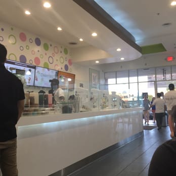 Creamistry - Interior - Desserts Near Me - Houston, Texas